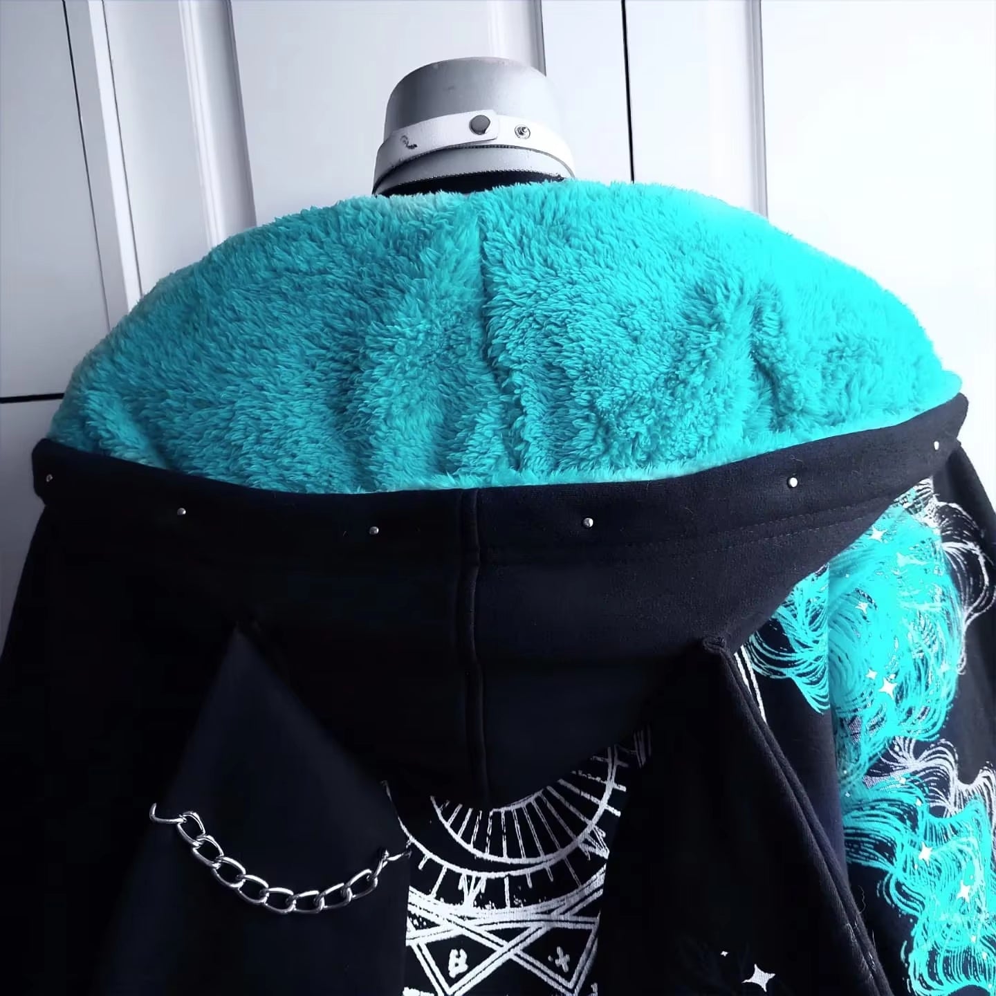 Moonfire Cropped Hoodie 🌙🔥