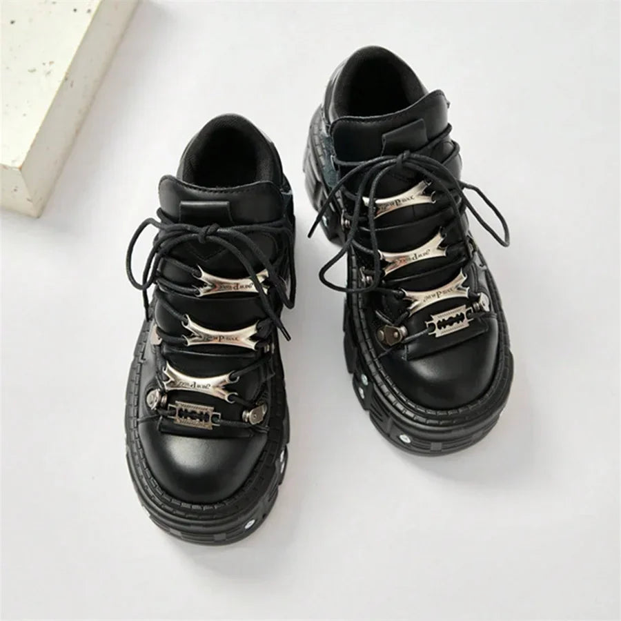 Punk Style Women Black Shoes Rock Metal Decor Lace-Up Heel Height Platform Shoes Gothic Man Sneakers Women Ankle Boots New