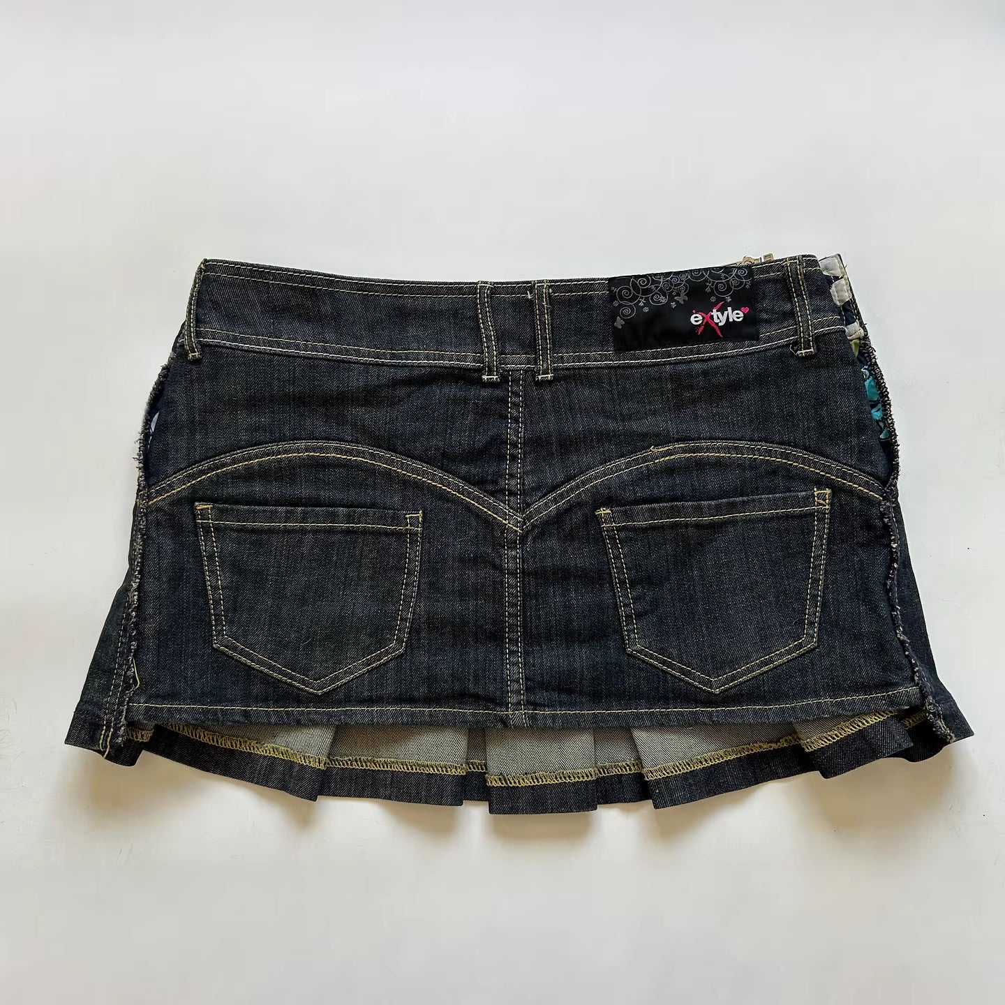 🖤 Y2K Denim Corset & Pleated Skirt Set — Dark Streetwear Elegance ✨