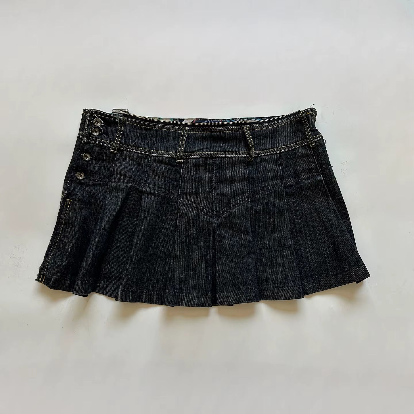 🖤 Y2K Denim Corset & Pleated Skirt Set — Dark Streetwear Elegance ✨