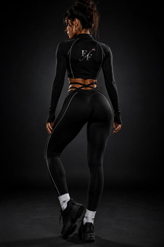 Conjunto deportivo Signature Black EF™
