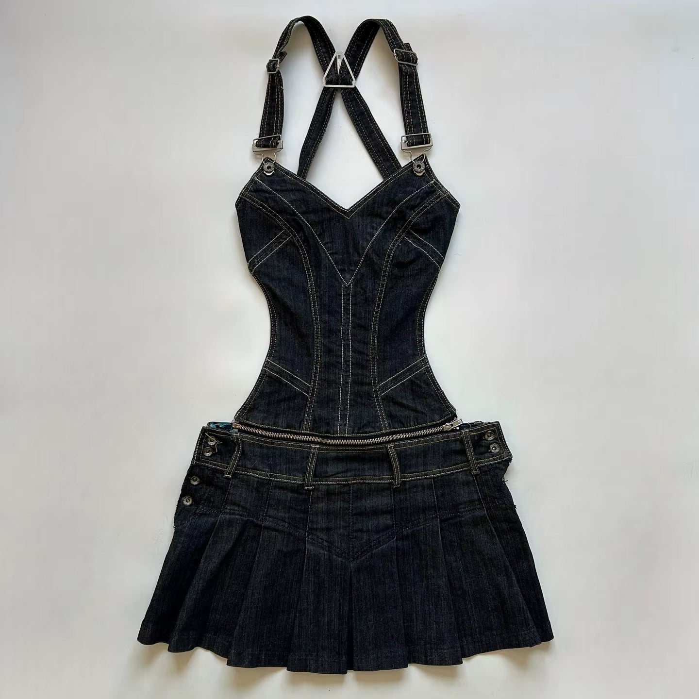 🖤 Y2K Denim Corset & Pleated Skirt Set — Dark Streetwear Elegance ✨